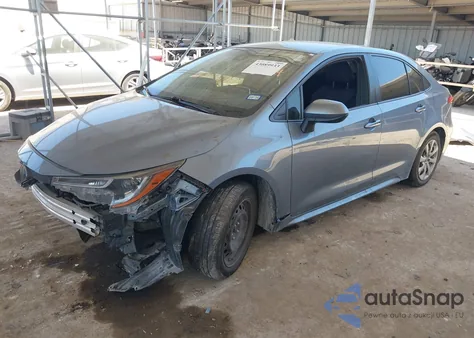 2021 Toyota Corolla Le z USA, uszkodzony, nr VIN JTDEPMAE0MJ127348